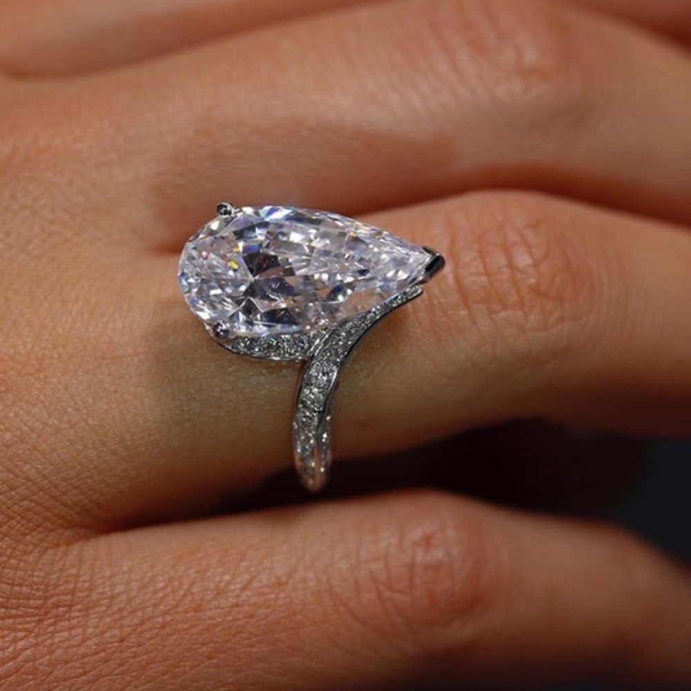 .925 Sterling Silver 5 Carat White Sapphire Ring